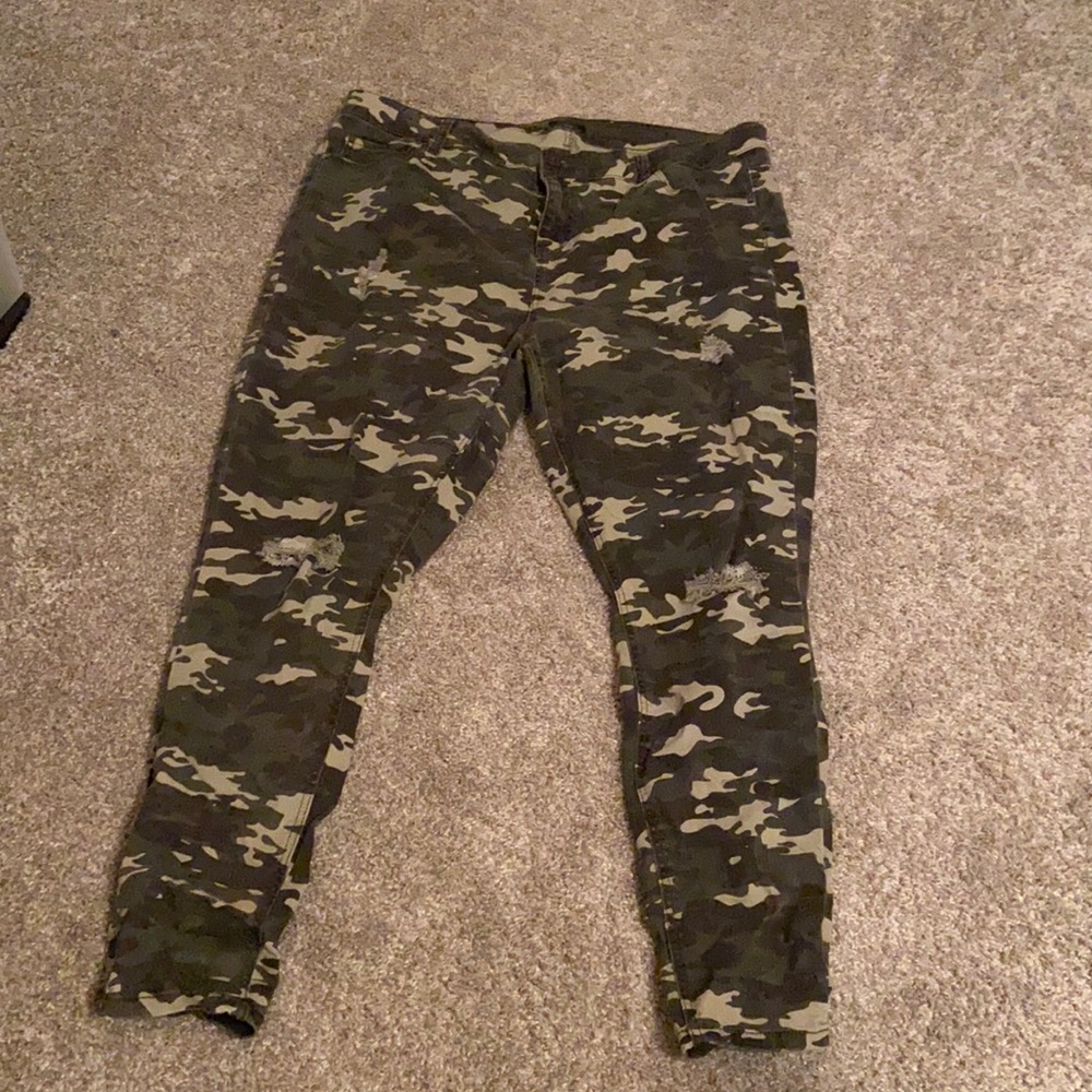 Army fatigue jeans